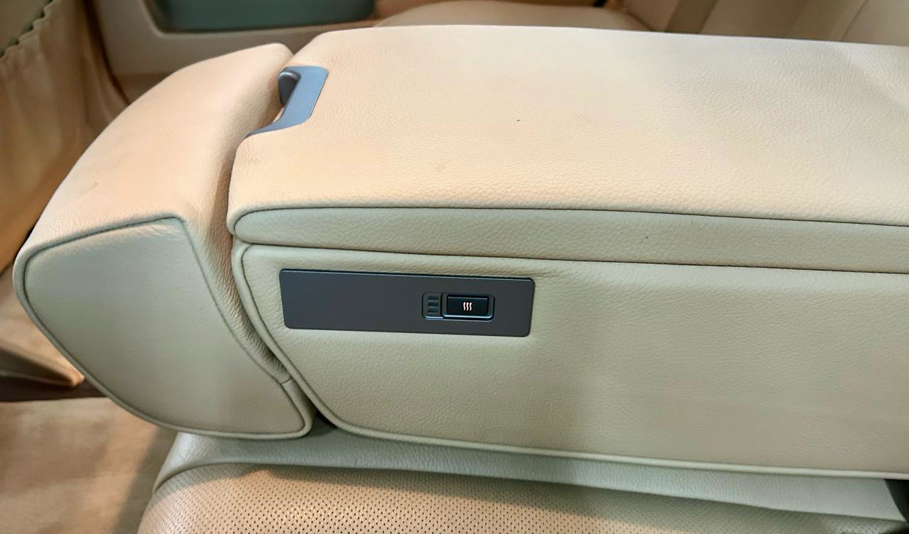 Used 2006 BMW 750Li RWD image 24