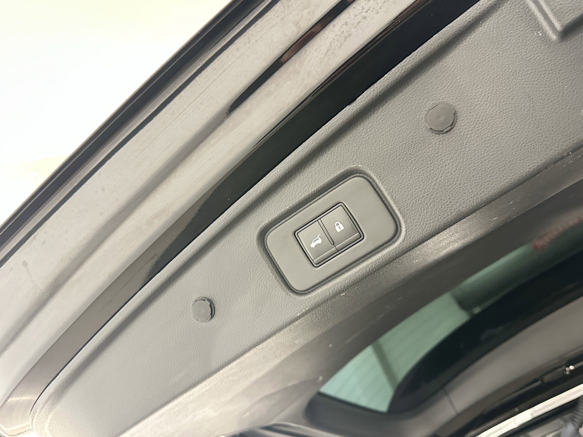 Used 2023 Nissan Pathfinder SL AWD/4WD image 31