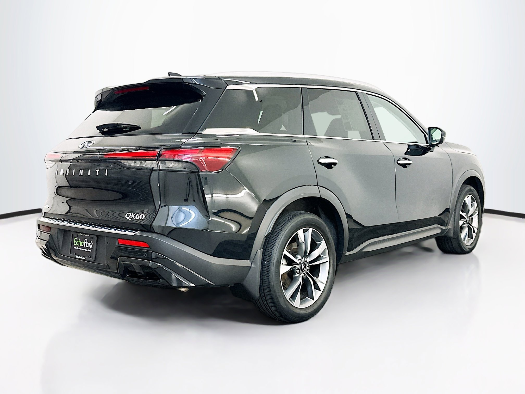 Used 2023 INFINITI QX60 Luxe w/ Cargo Package AWD/4WD image 9