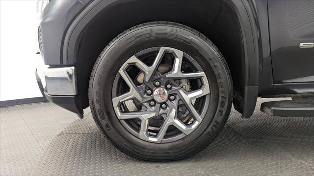 Used 2022 GMC Sierra 1500 SLT w/ SLT Premium Plus Package AWD/4WD image 30