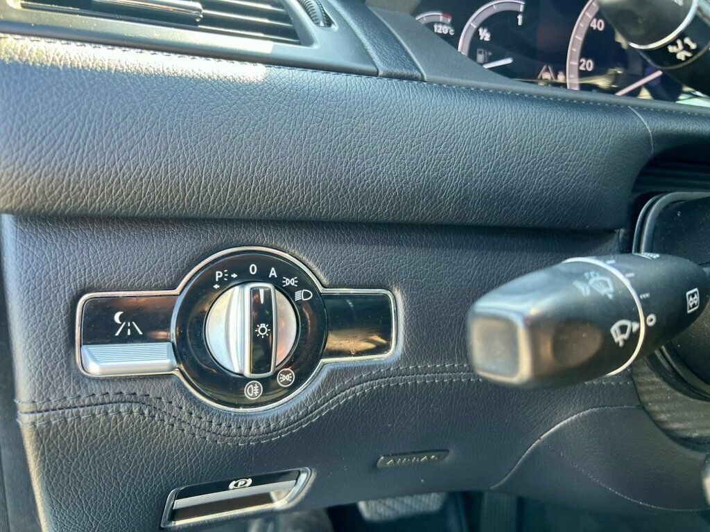 Used 2013 Mercedes-Benz CL 550 4MATIC w/ Grand Edition Pkg image 27