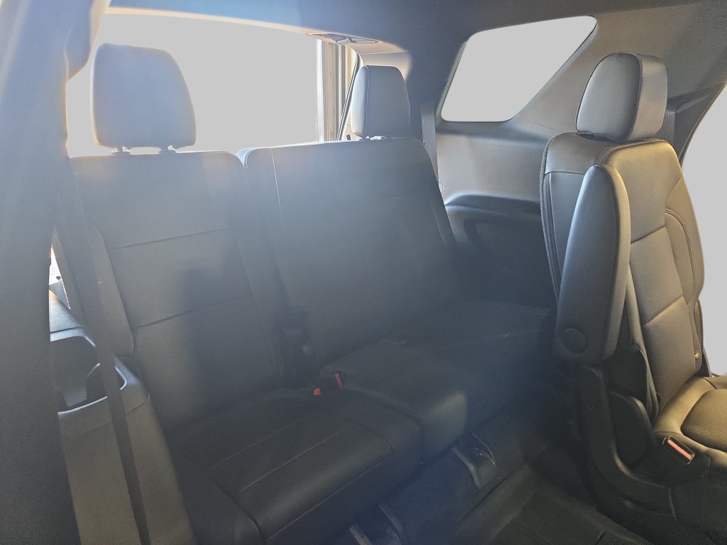 Used 2023 Chevrolet Traverse High Country AWD/4WD image 14