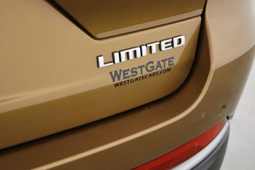 New 2026 Jeep Grand Cherokee Limited w/ Trailer Tow Package AWD/4WD image 44