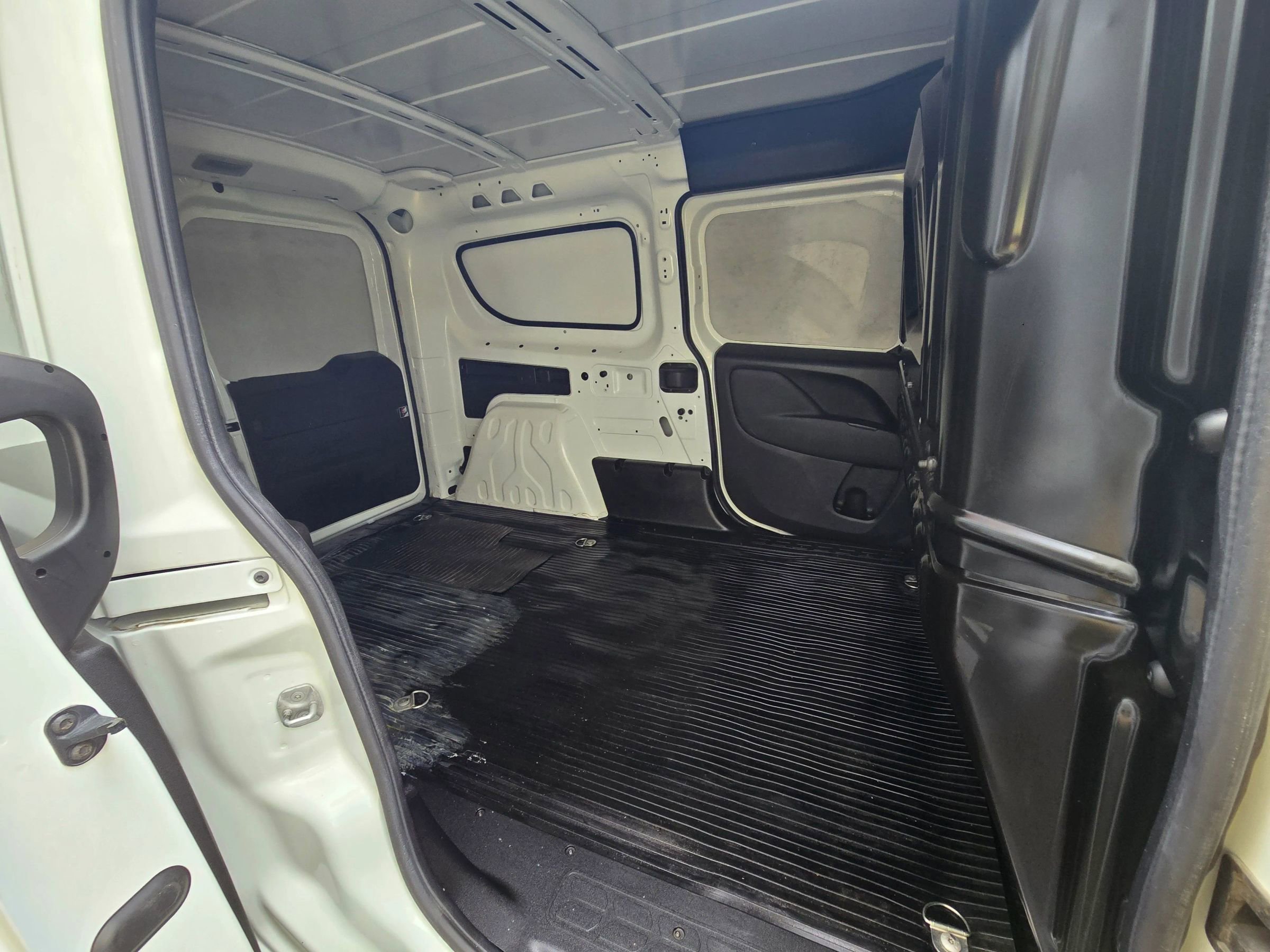 Used 2022 RAM ProMaster City Wagon image 13