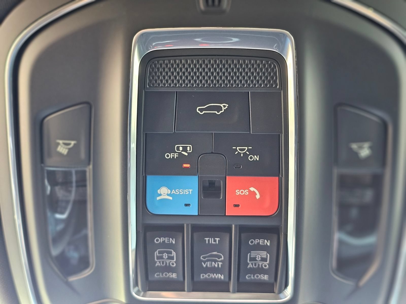 New 2026 Jeep Grand Cherokee Limited AWD/4WD image 18