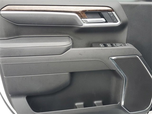 Used 2025 GMC Sierra 1500 Elevation image 15