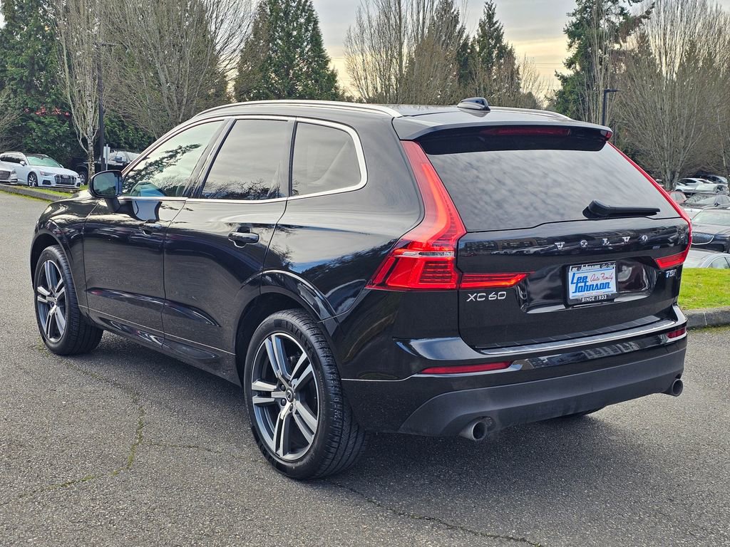 Used 2019 Volvo XC60 T5 Momentum w/ Protection Package Premier image 7