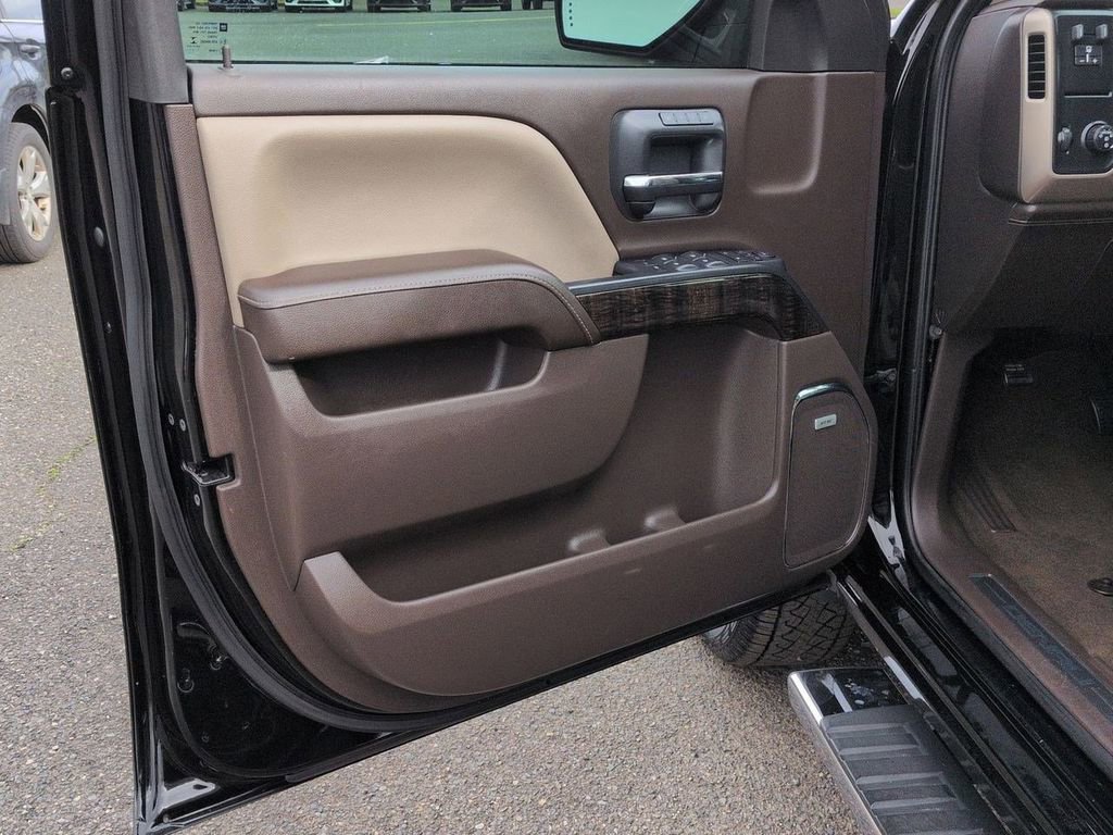 Used 2014 GMC Sierra 1500 Denali w/ Driver Alert Package image 9