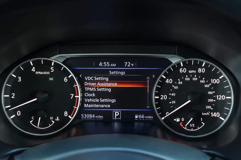 Used 2024 Nissan Altima 2.5 SV FWD image 25