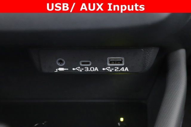 Used 2025 Subaru Forester Premium image 24