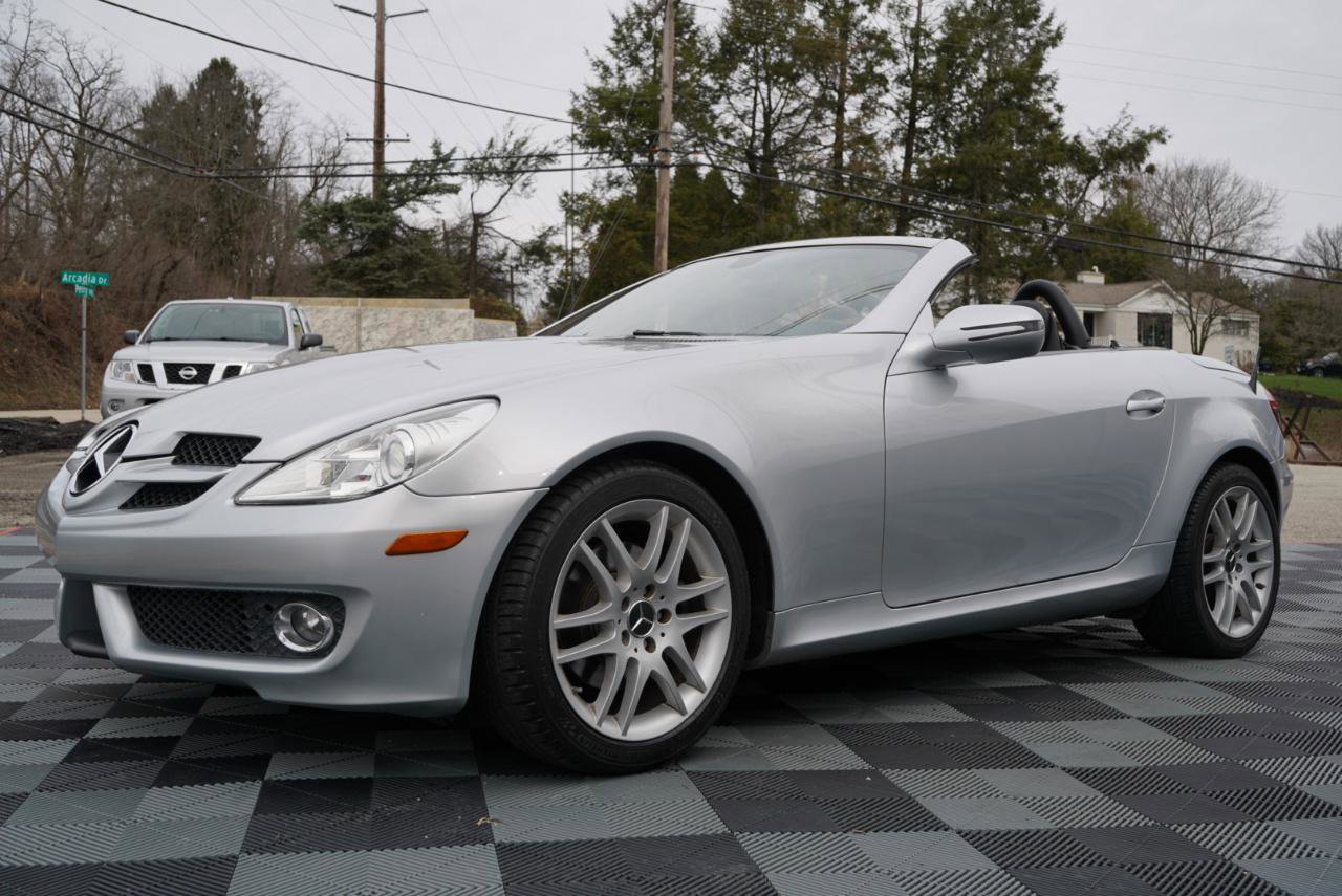 Used 2009 Mercedes-Benz SLK 300 2dr Roadster 3.0L w/ Premium I Pkg image 13