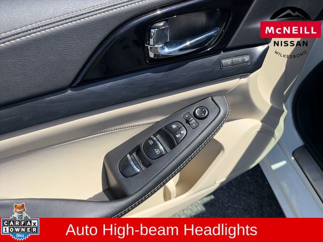 Used 2023 Nissan Maxima Platinum w/ Sport Mat Group FWD image 18