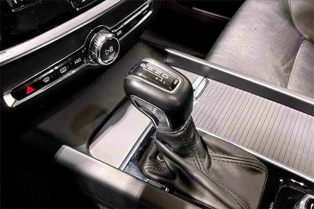 Used 2019 Volvo S60 T5 Momentum w/ Premium Package image 13