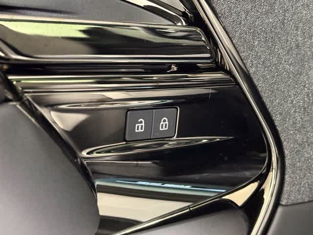New 2027 Land Rover Range Rover Sport Dynamic SE AWD/4WD image 24