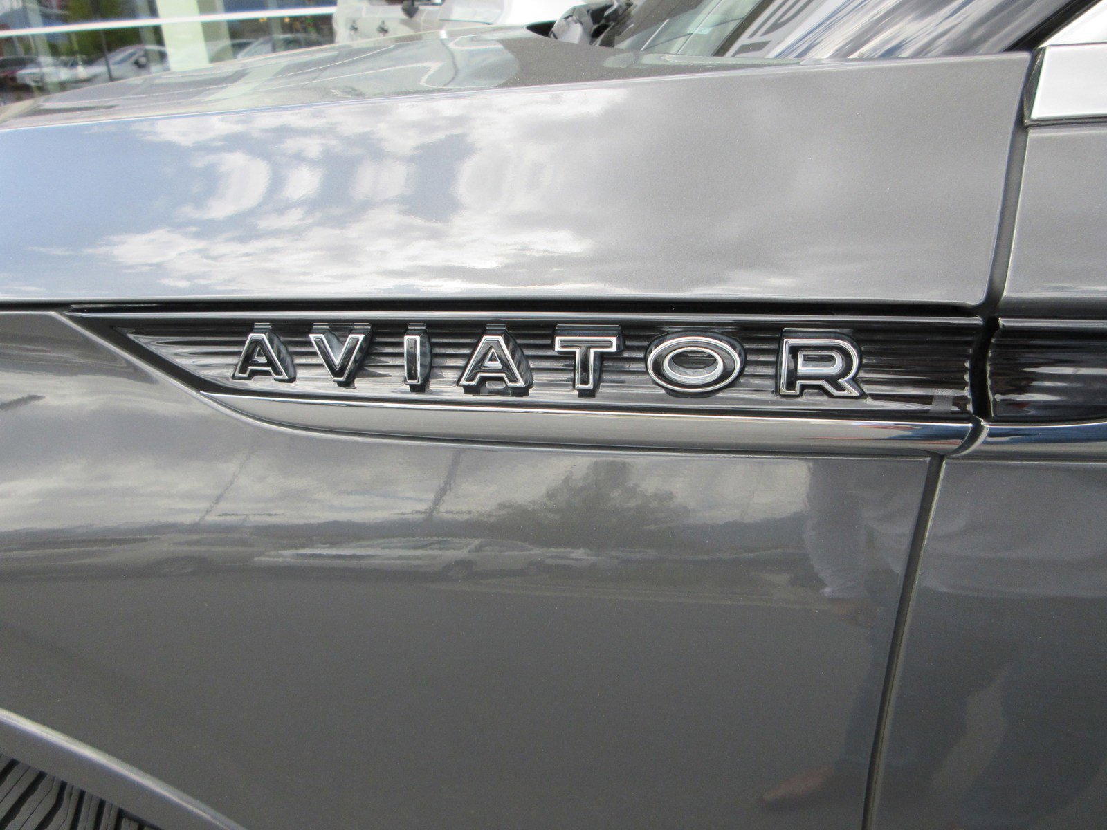 Used 2021 Lincoln Aviator Black Label w/ Dynamic Handling Package AWD/4WD image 3
