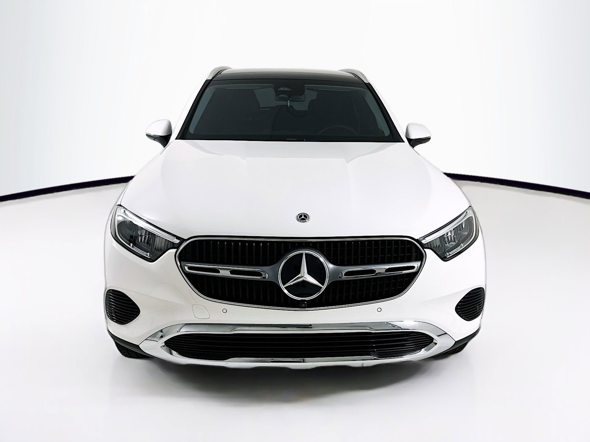 Certified 2025 Mercedes-Benz GLC 350e 4MATIC image 2