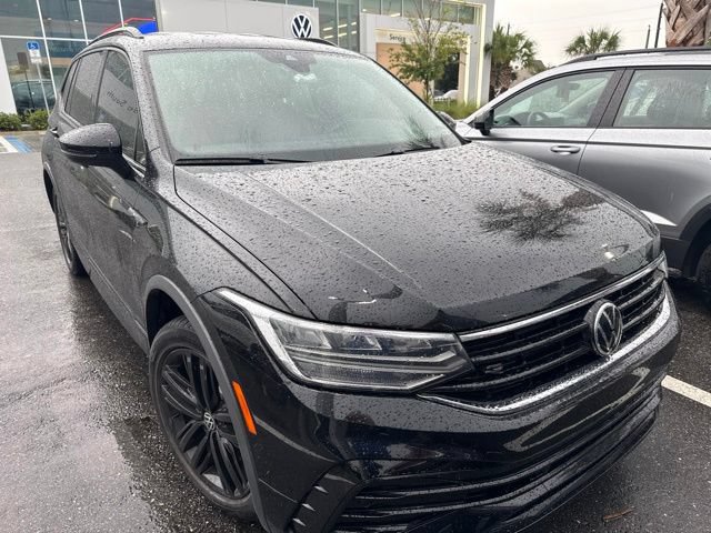 Used 2022 Volkswagen Tiguan SE R-Line