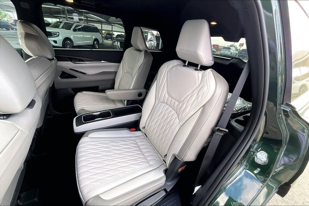 New 2026 INFINITI QX60 Autograph image 15