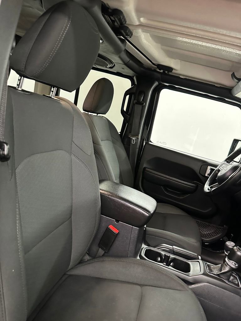 Used 2022 Jeep Wrangler Unlimited Sport image 43