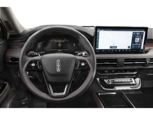 Used 2023 Lincoln Corsair Reserve image 29