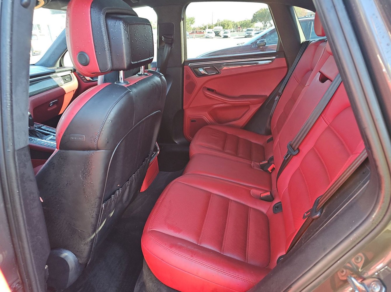 Used 2016 Porsche Macan Turbo image 8