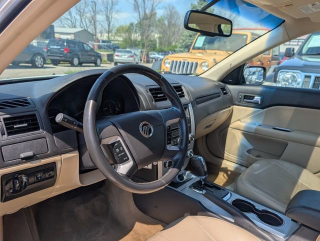 Used 2010 Mercury Milan Premier image 8