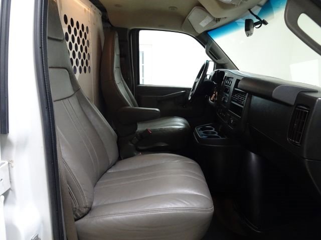 Used 2020 Chevrolet Express 2500 w/ Communications Package image 32