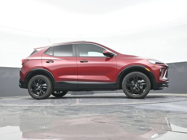 Used 2025 Buick Encore GX Sport Touring w/ Comfort Package AWD/4WD image 50