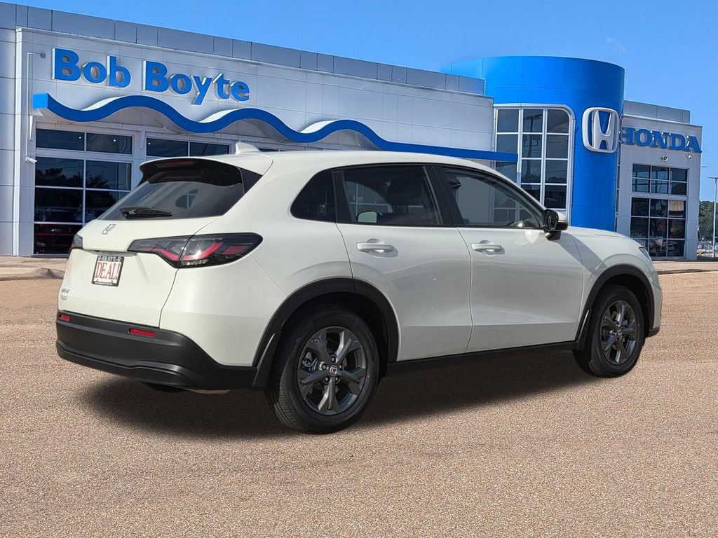 New 2027 Honda HR-V LX image 5