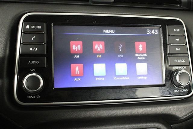 Used 2021 Nissan Versa S image 29