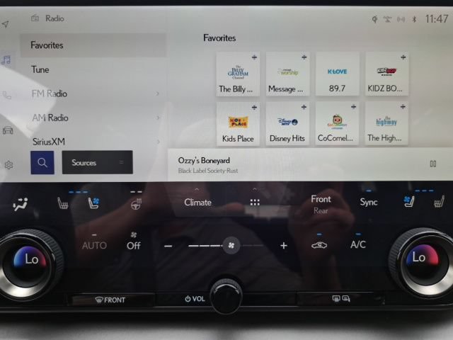 Used 2024 Lexus TX 500h AWD w/ Technology Package image 25
