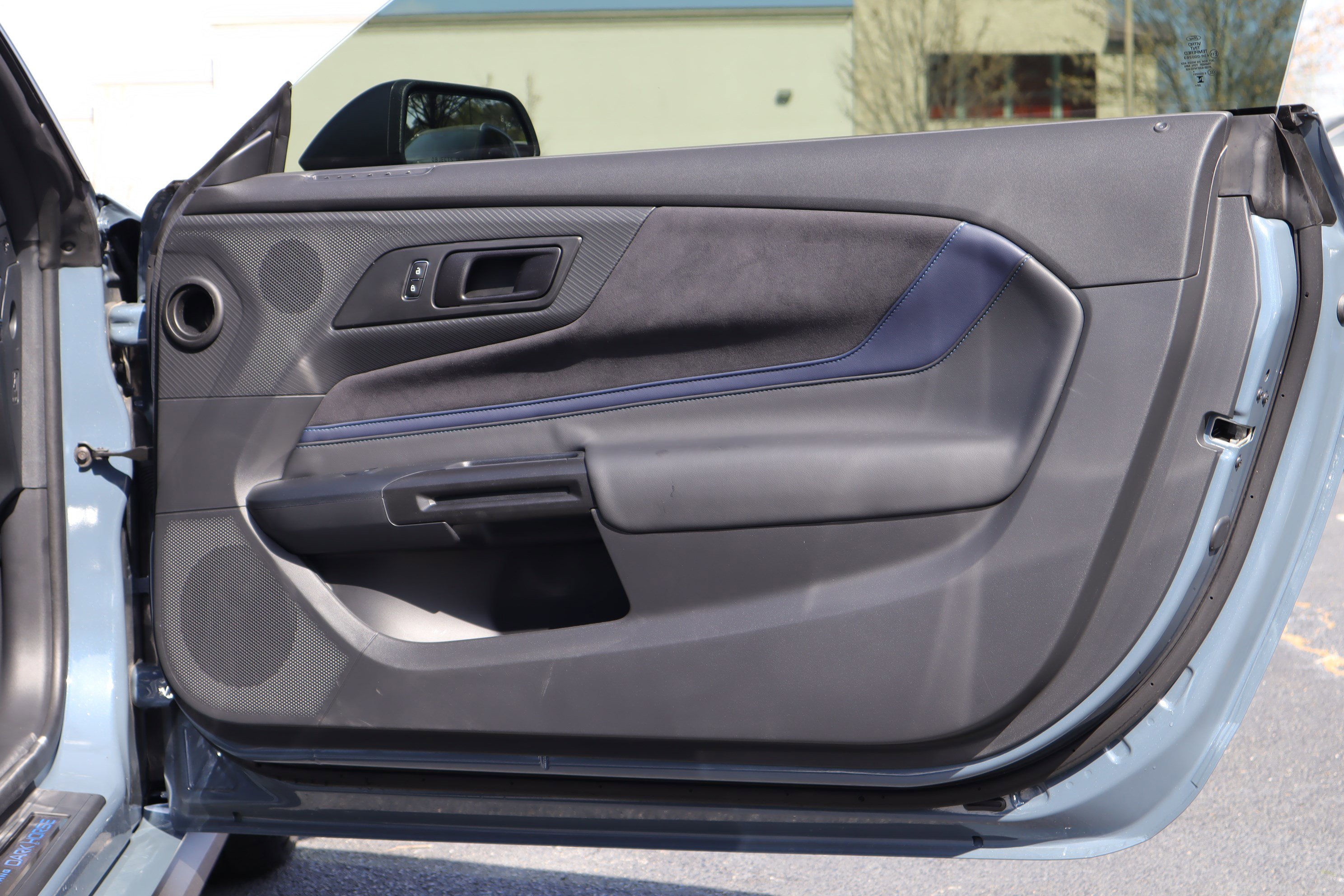 Used 2025 Ford Mustang Dark Horse image 26