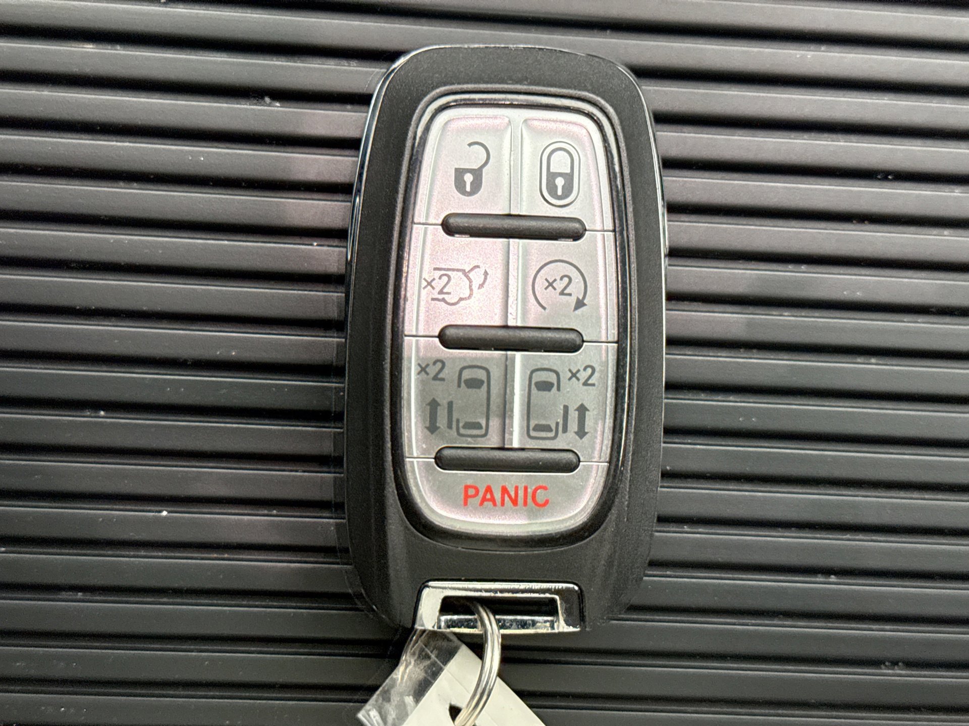 Used 2024 Chrysler Pacifica Touring-L w/ Road Tripper Package image 24