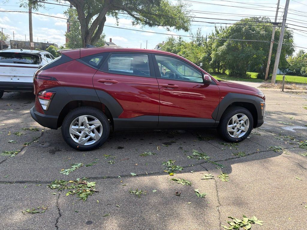 New 2027 Hyundai Kona SE AWD/4WD image 8