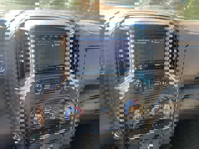 Used 2019 Chevrolet Silverado 1500 RST image 4