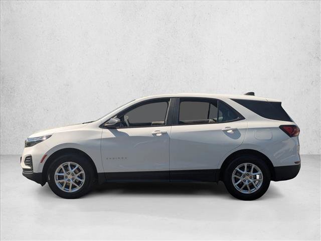 Used 2022 Chevrolet Equinox LS AWD/4WD image 7