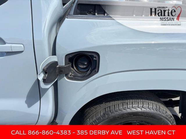 Certified 2026 Nissan Frontier SV w/ All-Weather Content Package AWD/4WD image 9