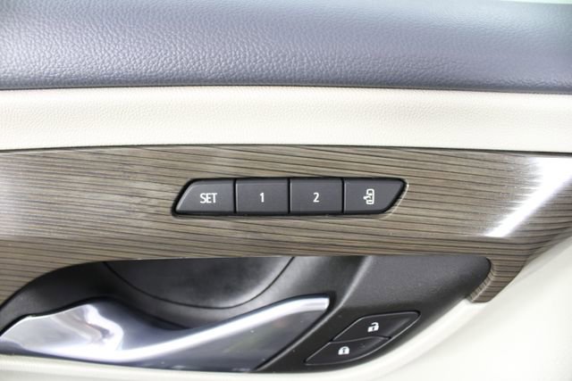 Used 2023 GMC Terrain Denali w/ Denali Premium Package image 16