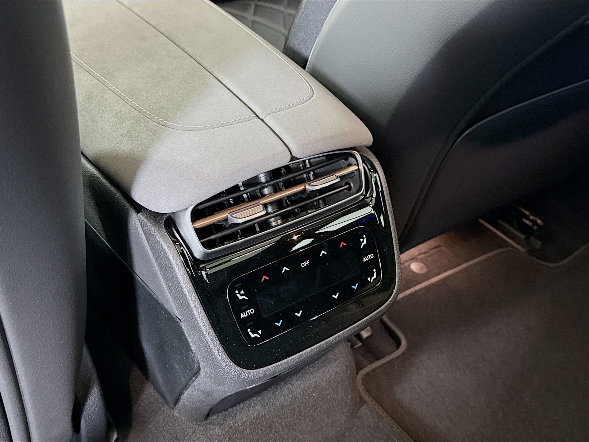 New 2026 Mercedes-Benz EQS 450+ 4MATIC Sedan image 27
