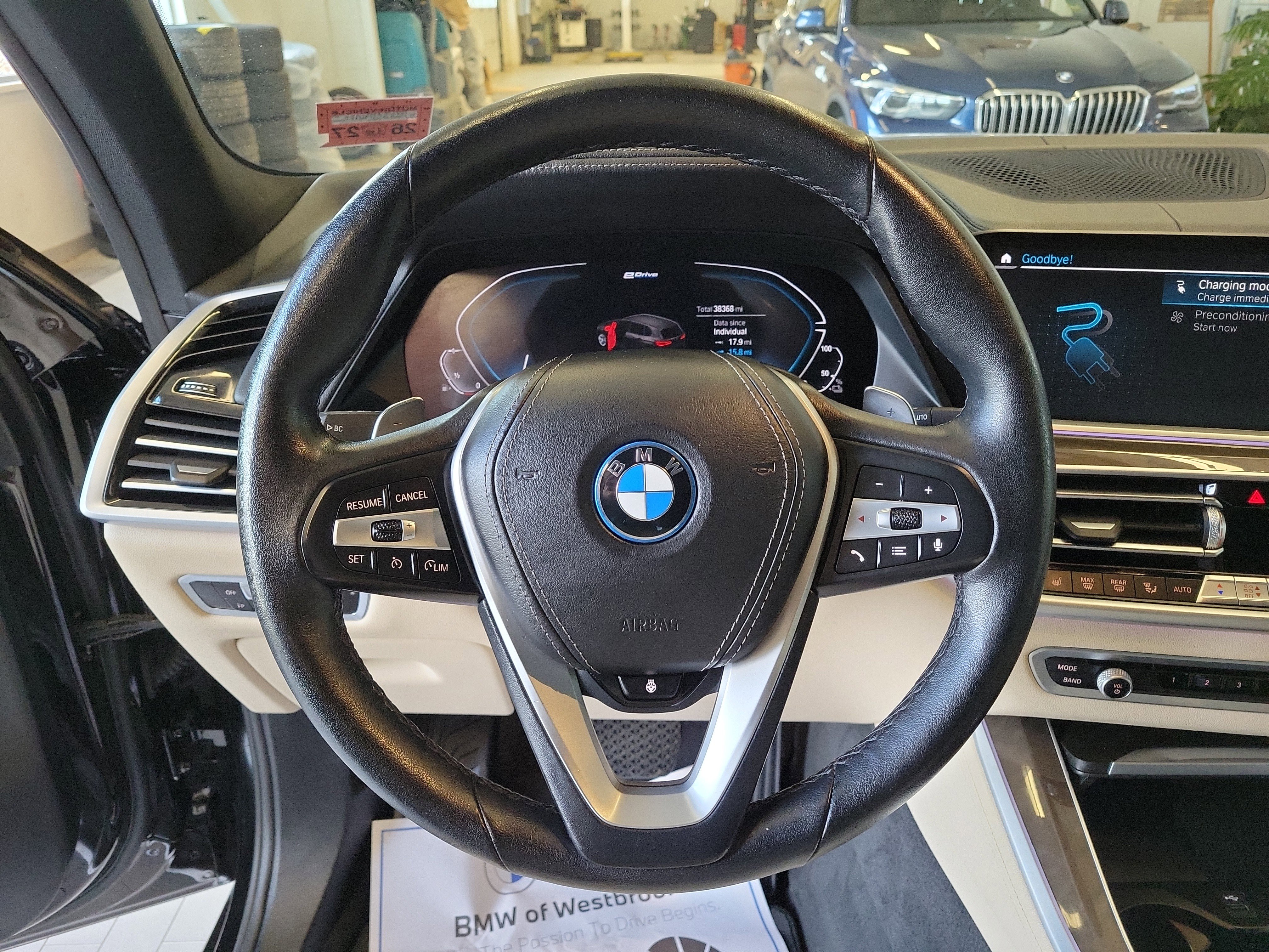 Used 2022 BMW X5 xDrive45e w/ Climate Comfort Package image 21