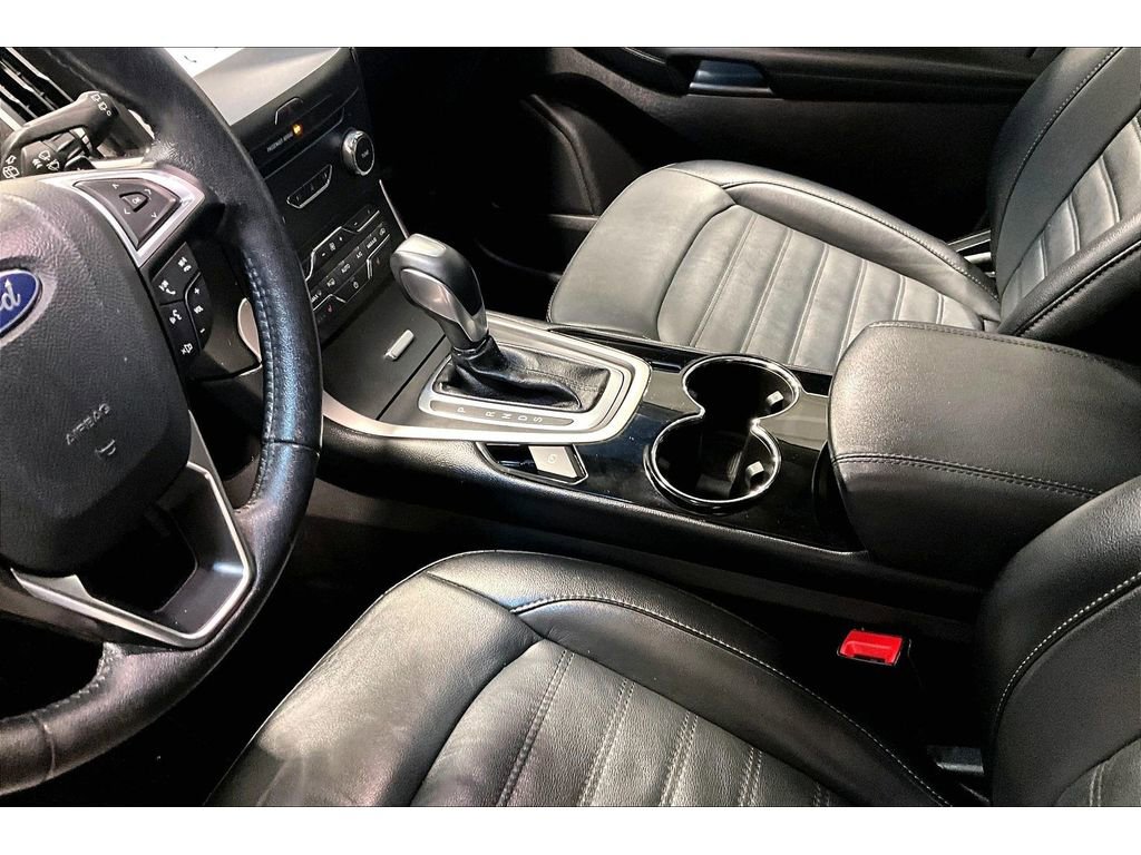 Used 2018 Ford Edge SEL w/ Equipment Group 201A image 19