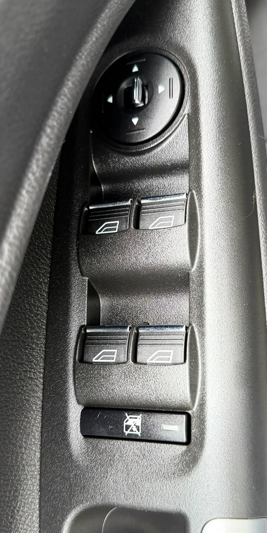 Used 2014 Ford Transit Connect XLT FWD image 22