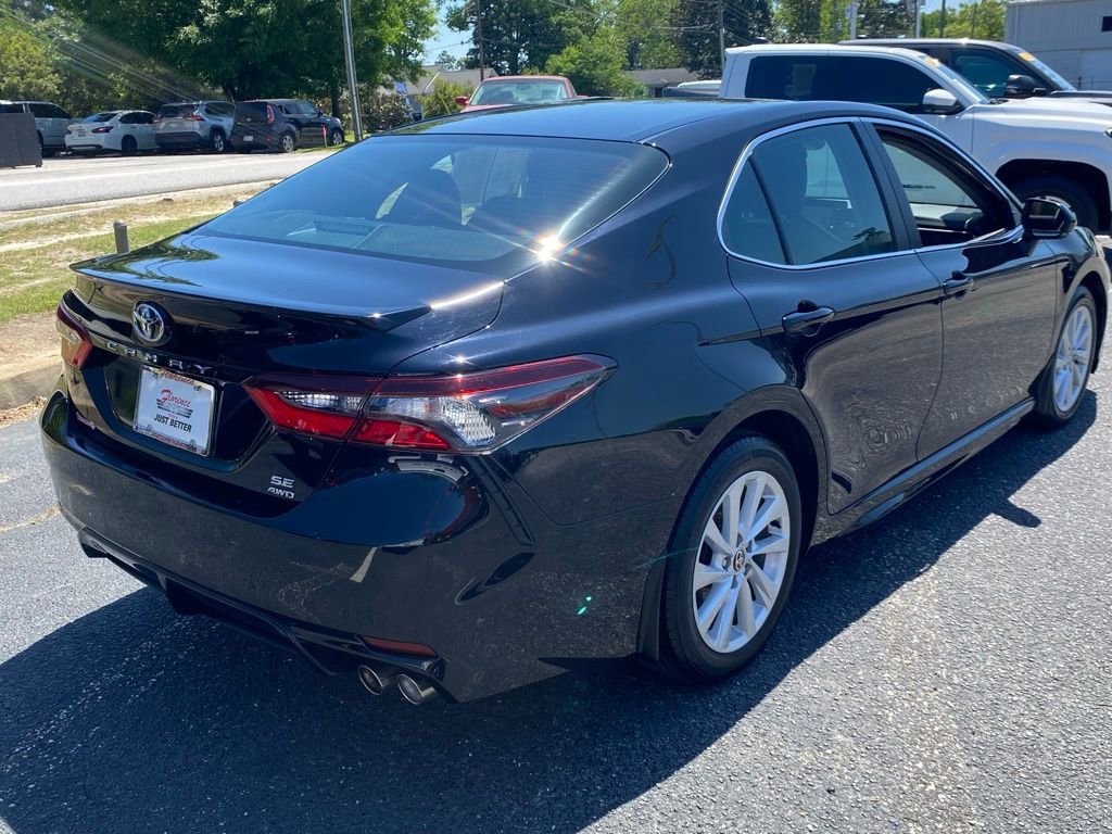 Used 2021 Toyota Camry SE AWD/4WD image 15