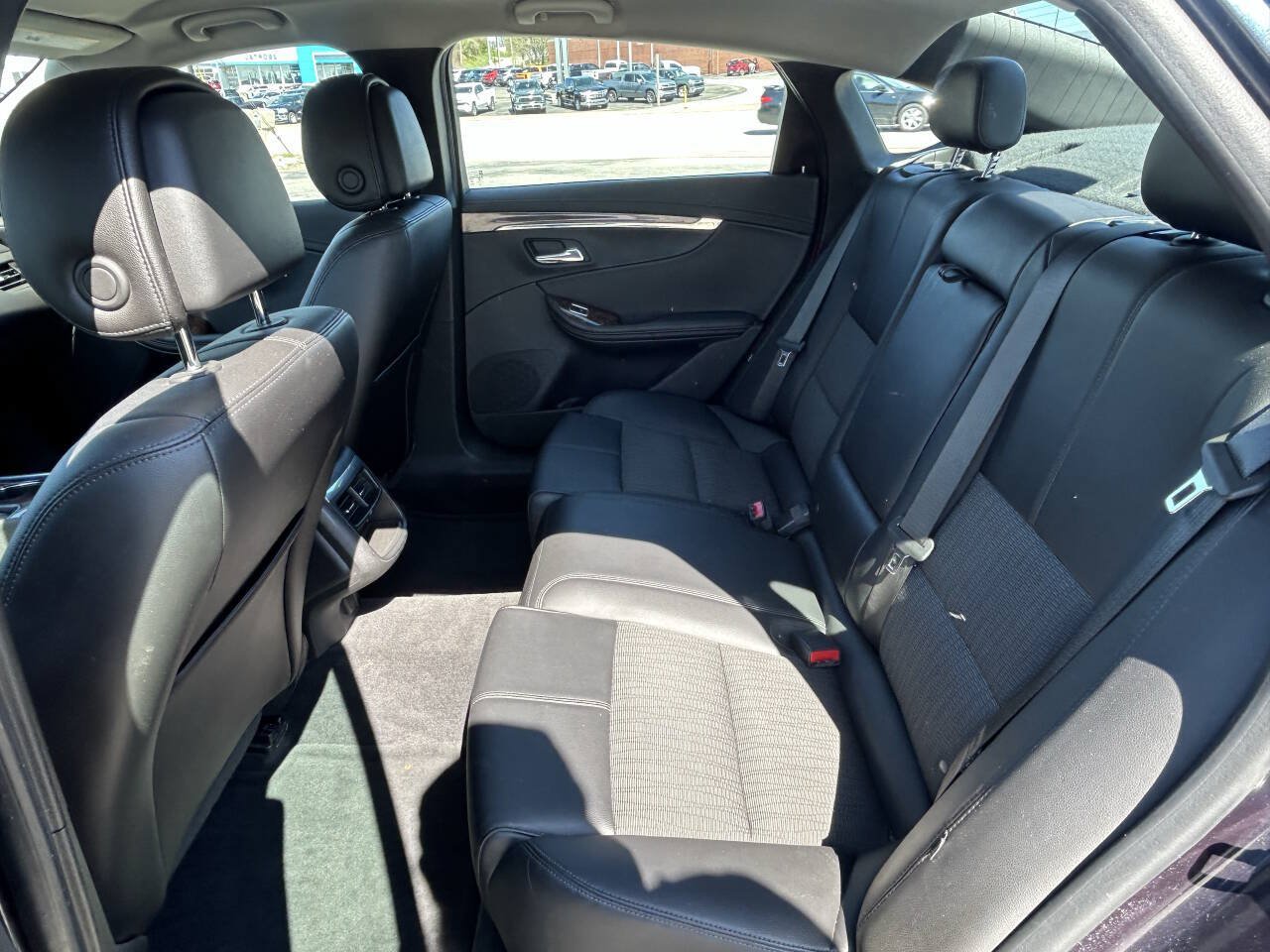 Used 2014 Chevrolet Impala LT FWD image 18