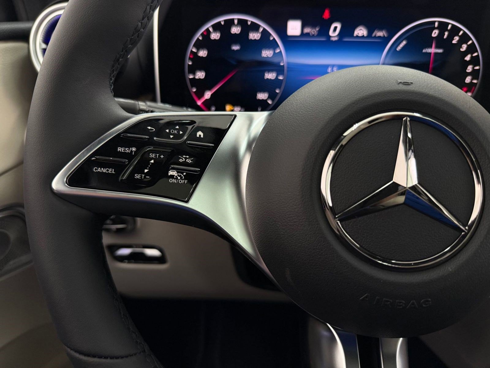 New 2026 Mercedes-Benz GLC 350e 4MATIC image 15