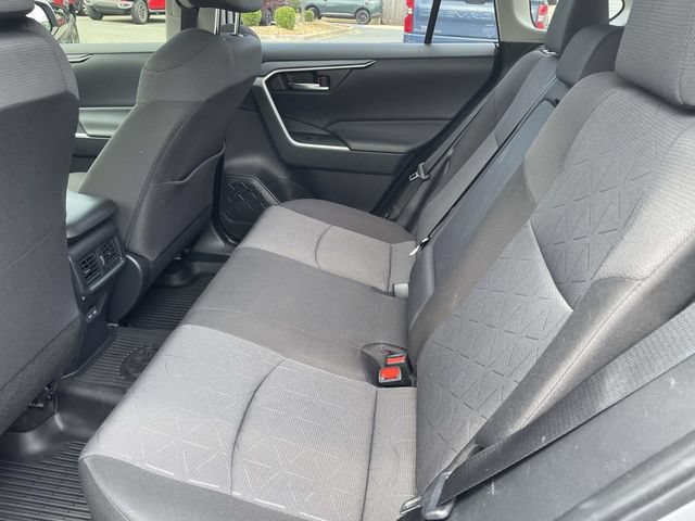 Used 2025 Toyota RAV4 XLE AWD/4WD image 10