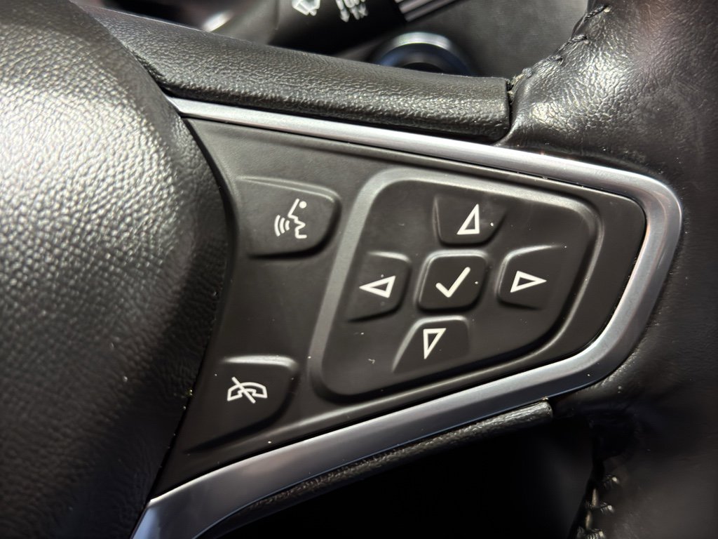 Used 2022 Chevrolet Malibu RS image 22