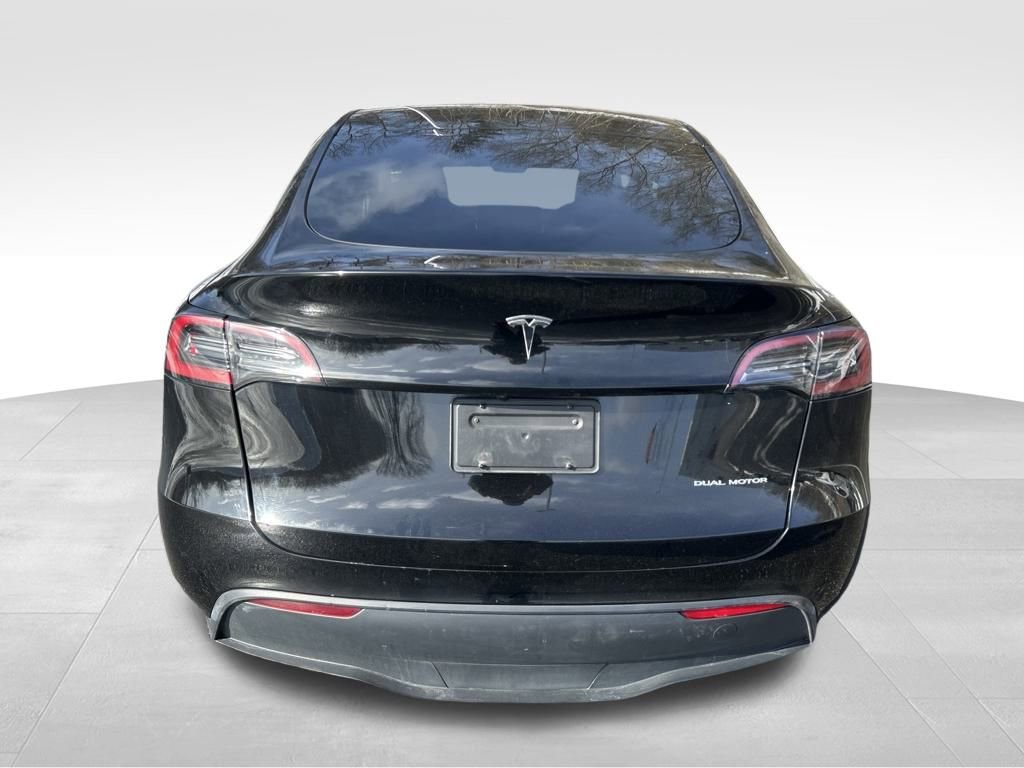 Used 2024 Tesla Model Y Long Range image 4