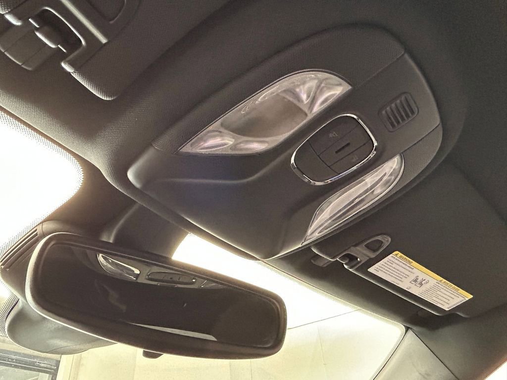 Used 2022 Jeep Compass Latitude FWD image 19