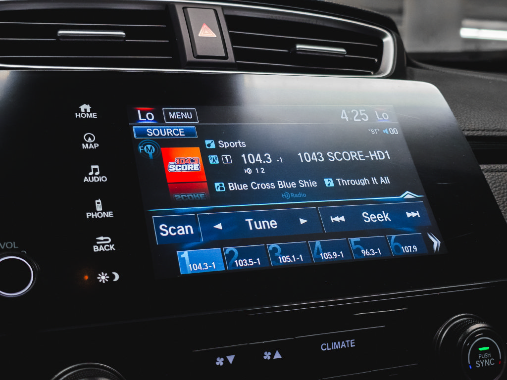Used 2020 Honda CR-V Touring image 26